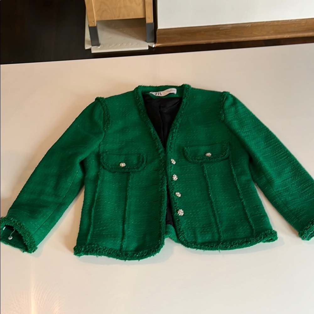 Zara Green Blazer Classic Structured Design